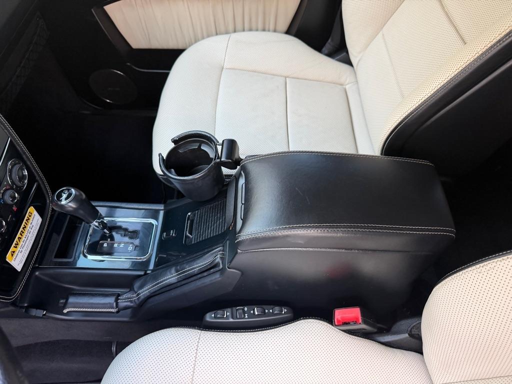 Mercedes-Benz G-Class G550 4MATIC 2012