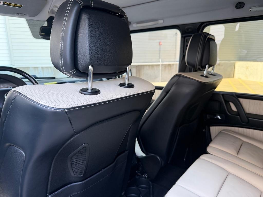Mercedes-Benz G-Class G550 4MATIC 2012