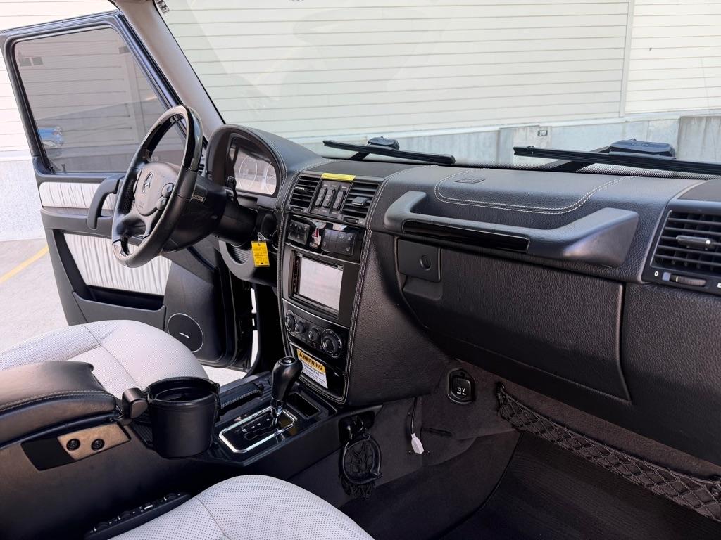Mercedes-Benz G-Class G550 4MATIC 2012