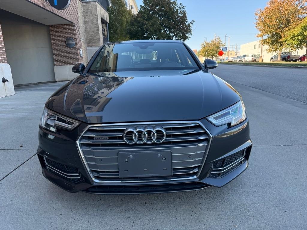 Audi A4 2.0T Premium Plus quattro Sedan 2017
