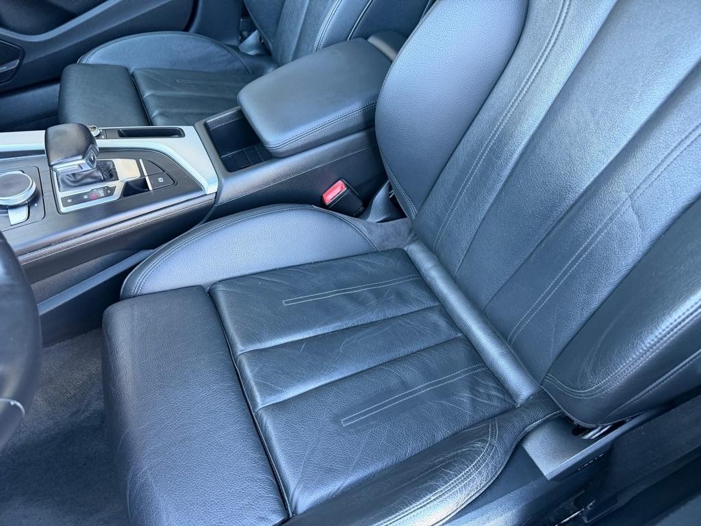 Audi A4 2.0T Premium Plus quattro Sedan 2017