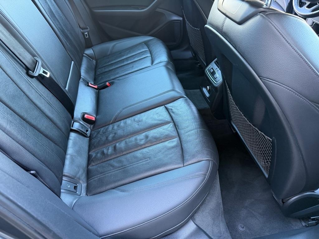 Audi A4 2.0T Premium Plus quattro Sedan 2017