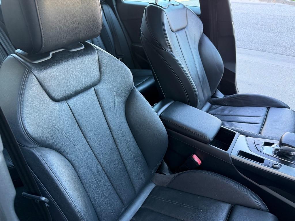 Audi A4 2.0T Premium Plus quattro Sedan 2017