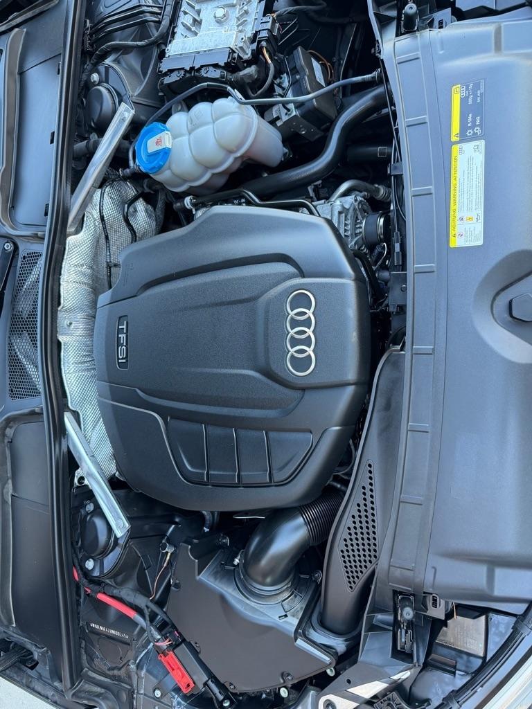 Audi A4 2.0T Premium Plus quattro Sedan 2017