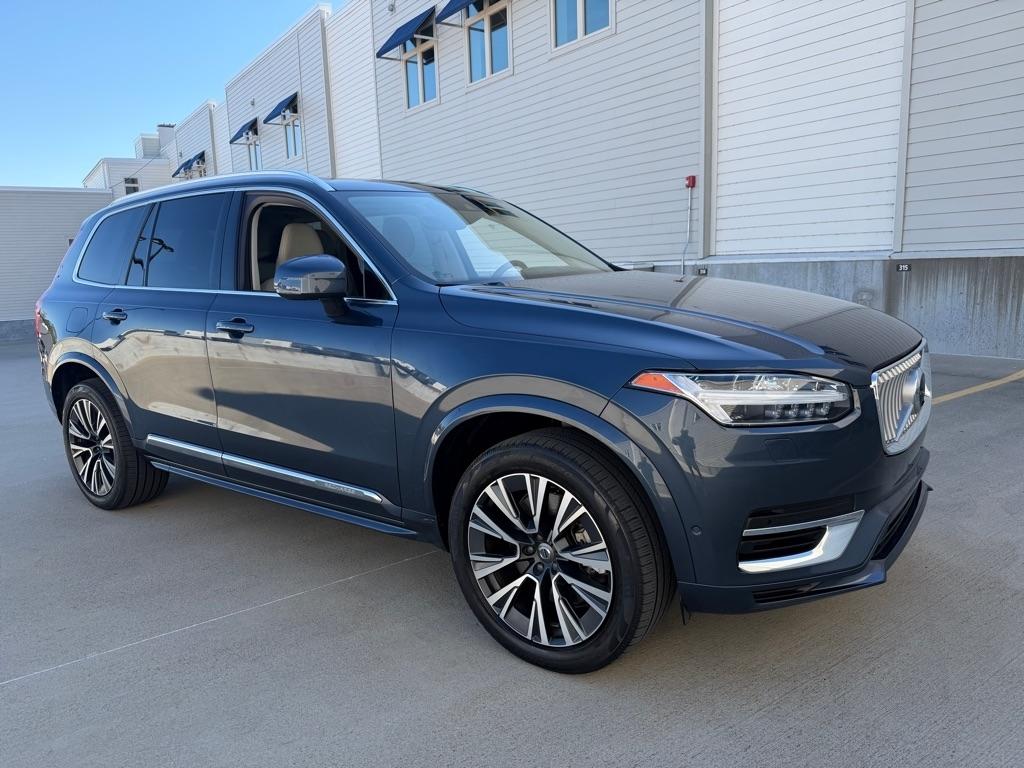 2021 Volvo XC90 T8 R-Design Hybrid