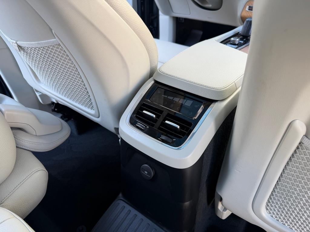 Volvo XC90 T8 R-Design Hybrid 2021