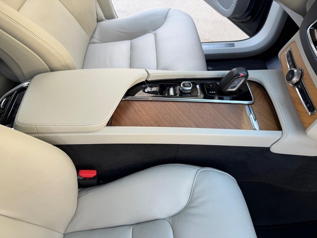 Volvo XC90 T8 R-Design Hybrid 2021