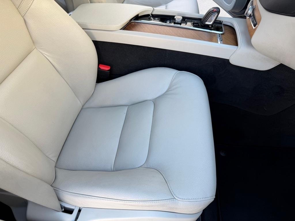 Volvo XC90 T8 R-Design Hybrid 2021
