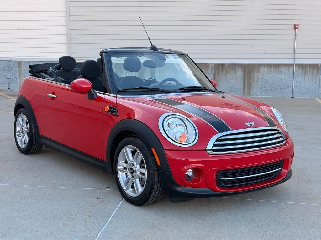 MINI Cooper Convertible 2012