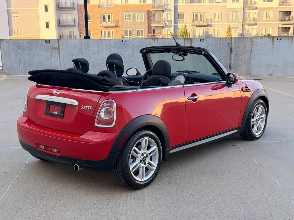 MINI Cooper Convertible 2012