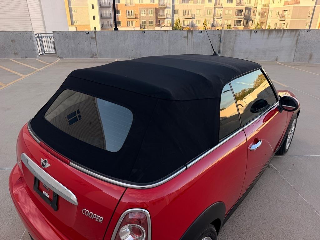 MINI Cooper Convertible 2012