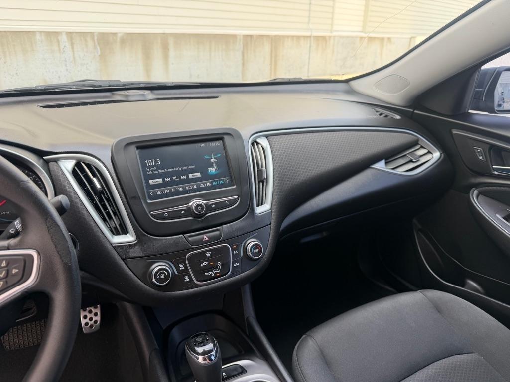 Chevrolet Malibu 1FL 2017