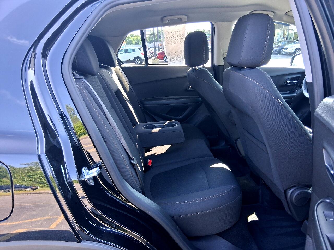 Chevrolet Trax AWD 4dr LS 2022 Chevrolet Trax AWD 4dr LS 2022