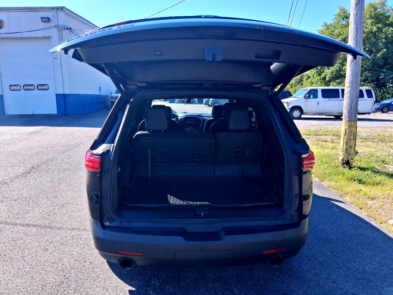 Chevrolet Traverse AWD 4dr LT Leather 2022 Chevrolet Traverse AWD 4dr LT Leather 2022