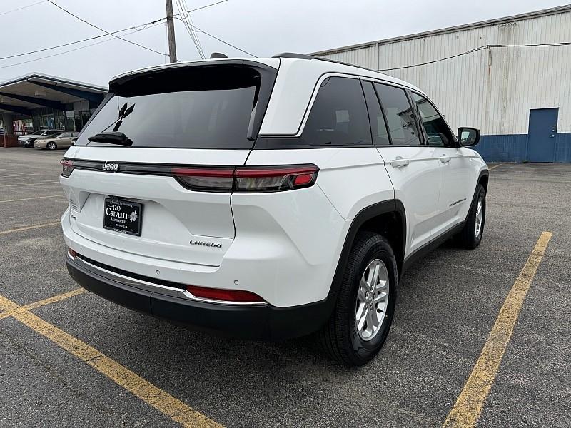 Jeep Grand Cherokee Laredo 4x4 2023
