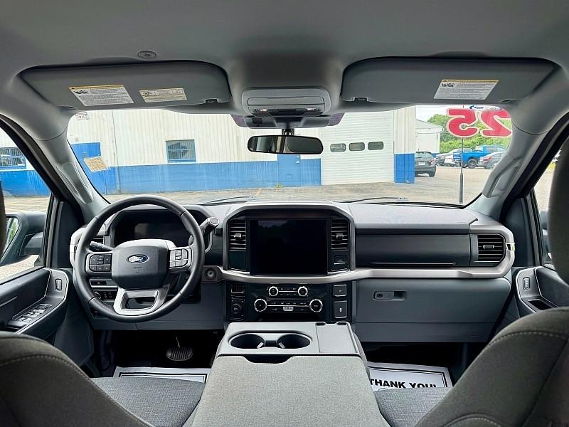 Ford F-150 XLT 4WD SuperCrew 5.5' Box 2025