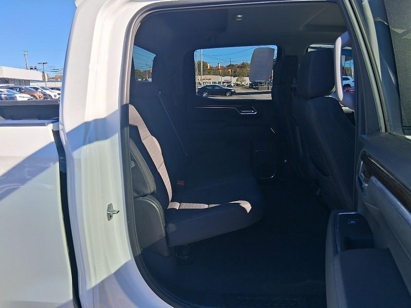 Chevrolet Silverado 1500 4WD Crew Cab 147" LT w/1LT 2025