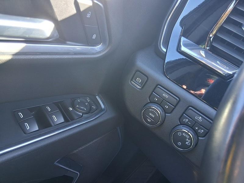 Chevrolet Silverado 1500 4WD Crew Cab 147" LT w/1LT 2025