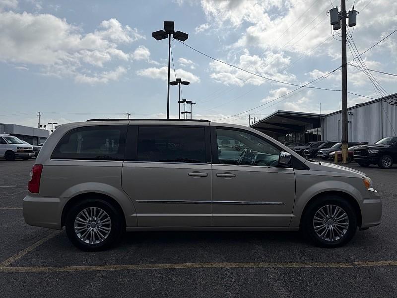 Chrysler Town & Country 4dr Wgn Touring-L 2014