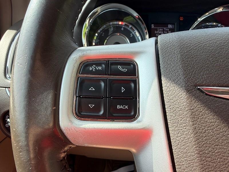 Chrysler Town & Country 4dr Wgn Touring-L 2014