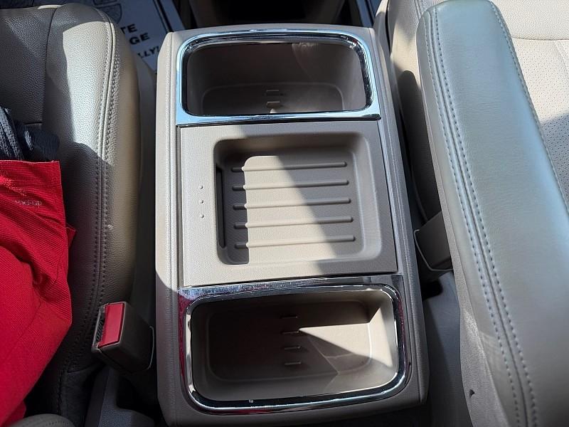Chrysler Town & Country 4dr Wgn Touring-L 2014