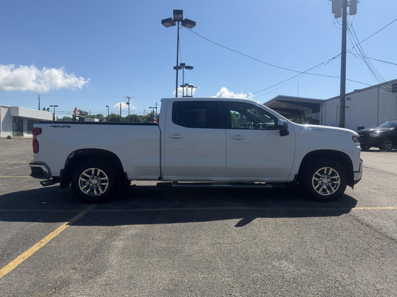 Chevrolet Silverado 1500 4WD Crew Cab 157" LT 2021