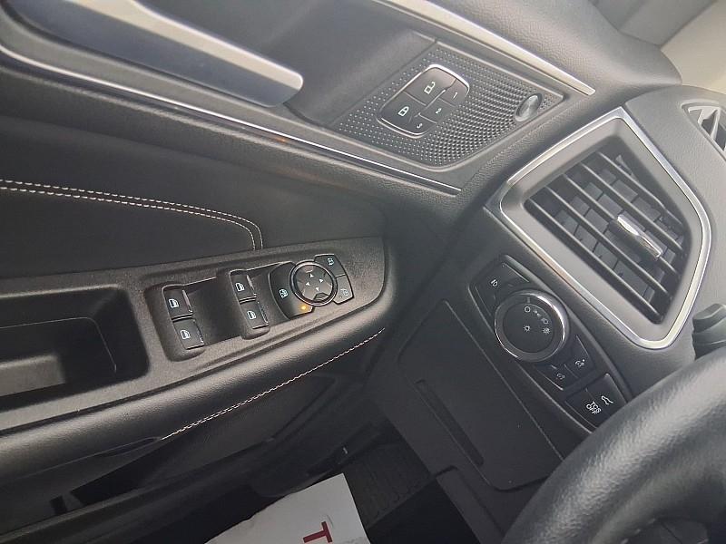 Ford Edge Titanium AWD 2024