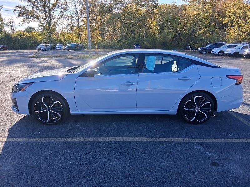 Nissan Altima 2.5 SR Sedan 2024