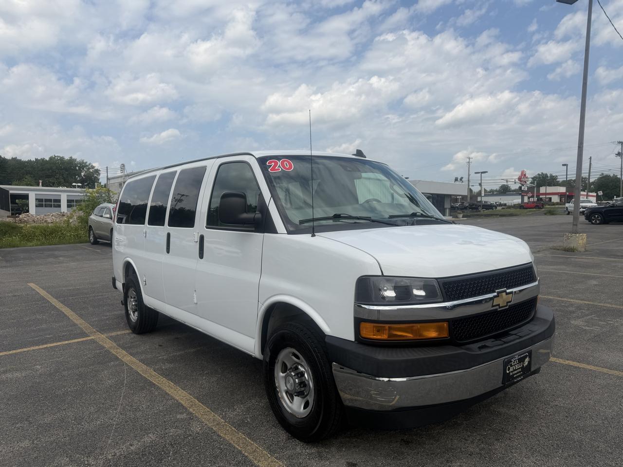 Chevrolet Express Passenger RWD 2500 135" LT 2020