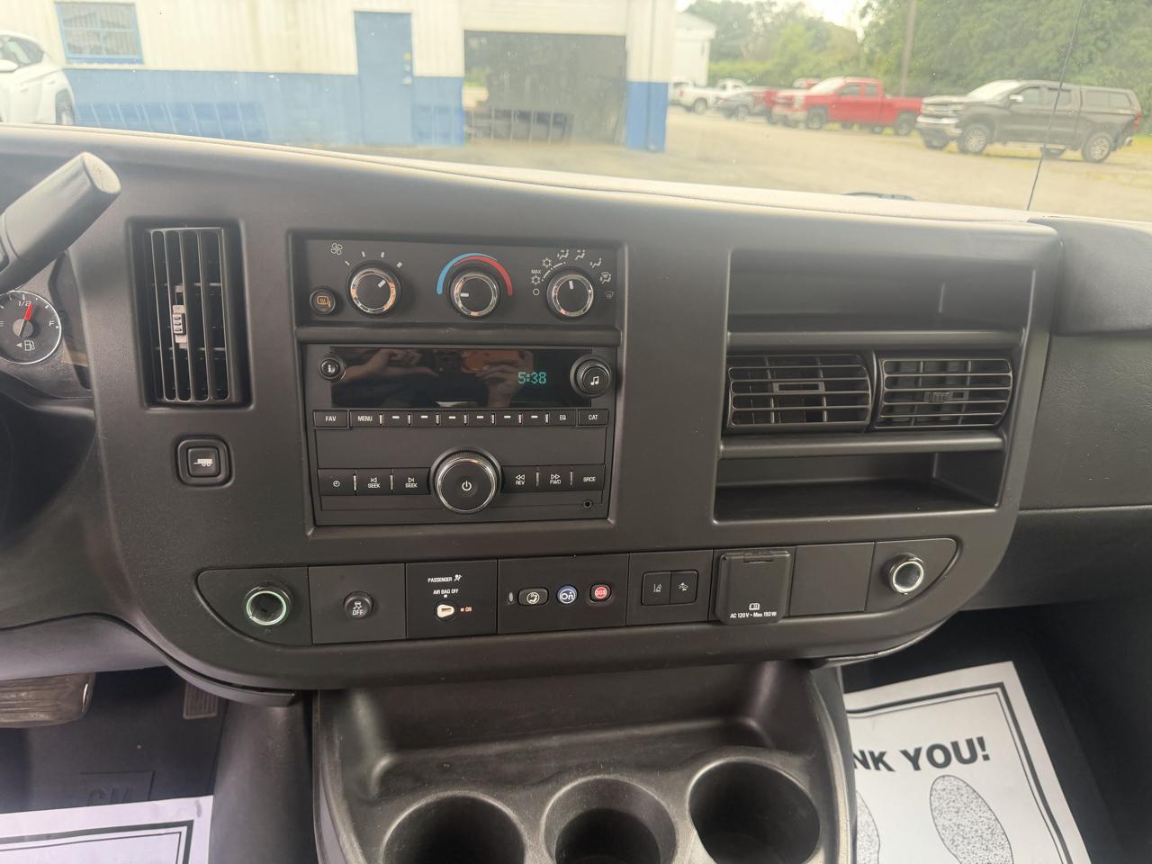 Chevrolet Express Passenger RWD 2500 135" LT 2020