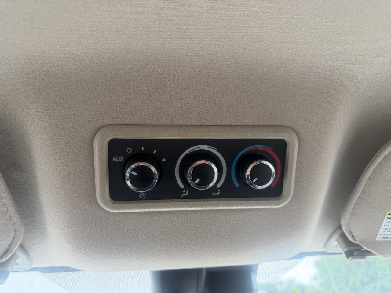 Chevrolet Express Passenger RWD 2500 135" LT 2020