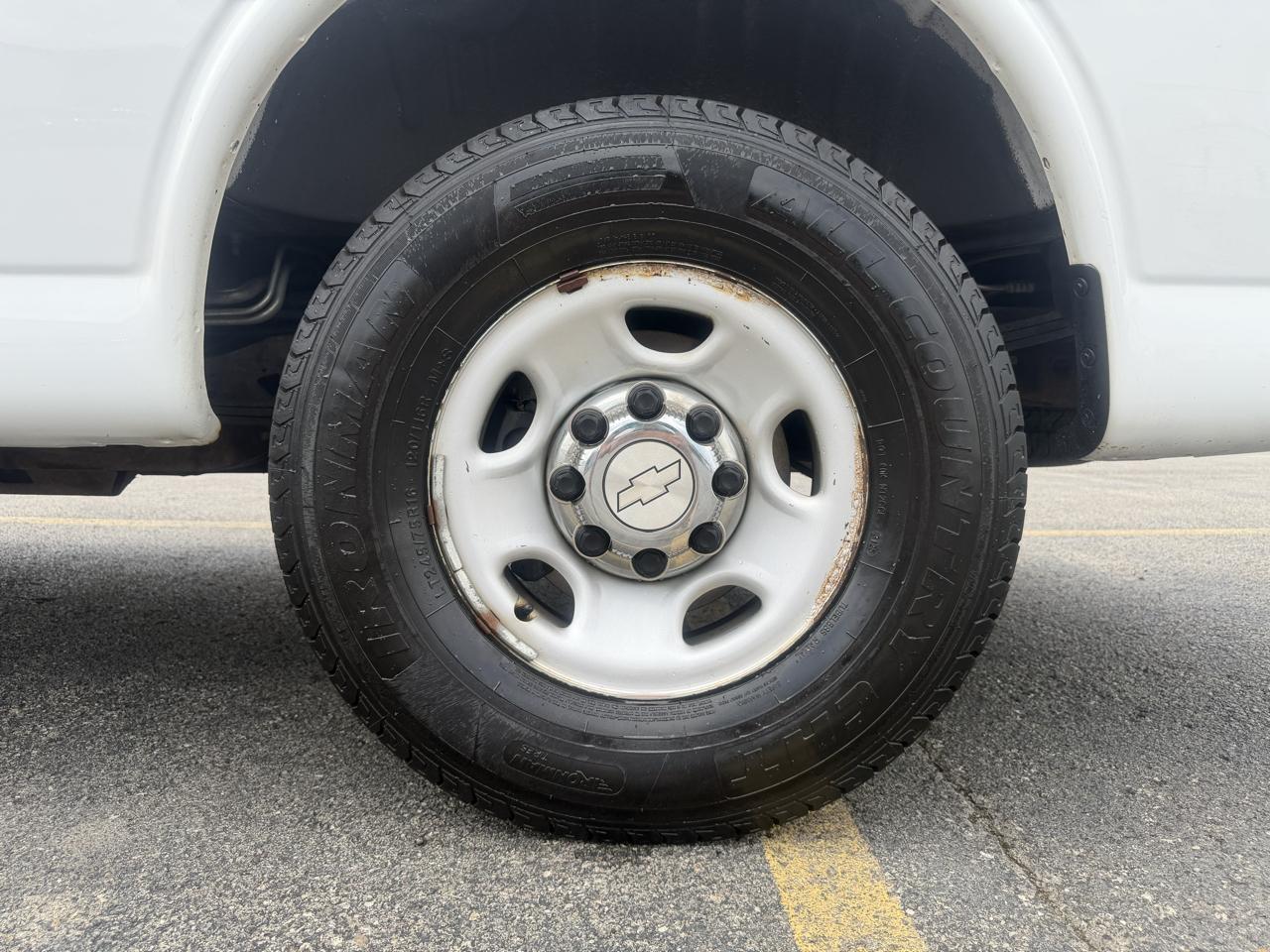 Chevrolet Express Passenger RWD 2500 135" LT 2020