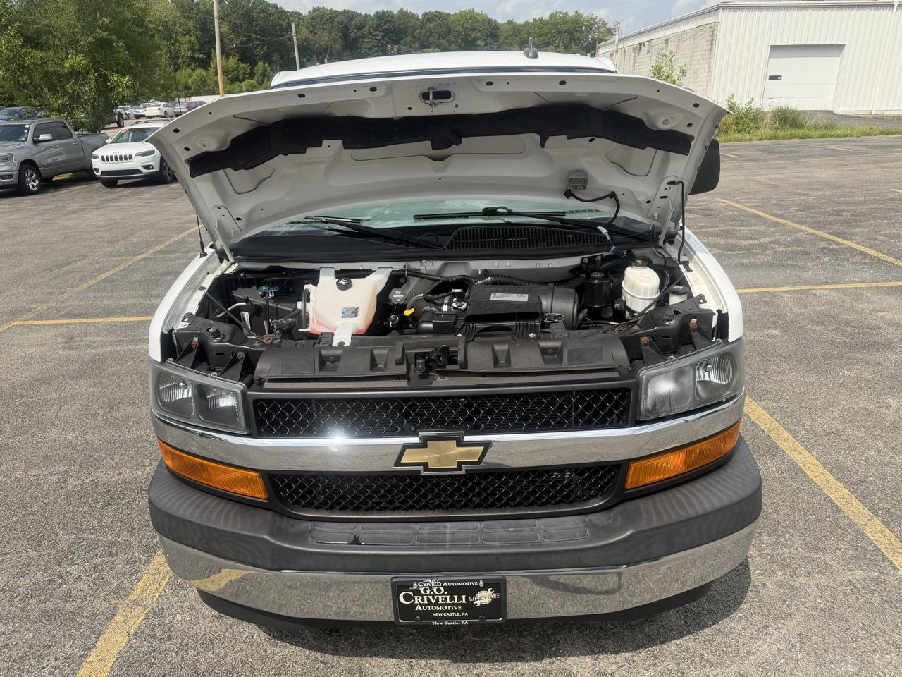 Chevrolet Express Passenger RWD 2500 135" LT 2020