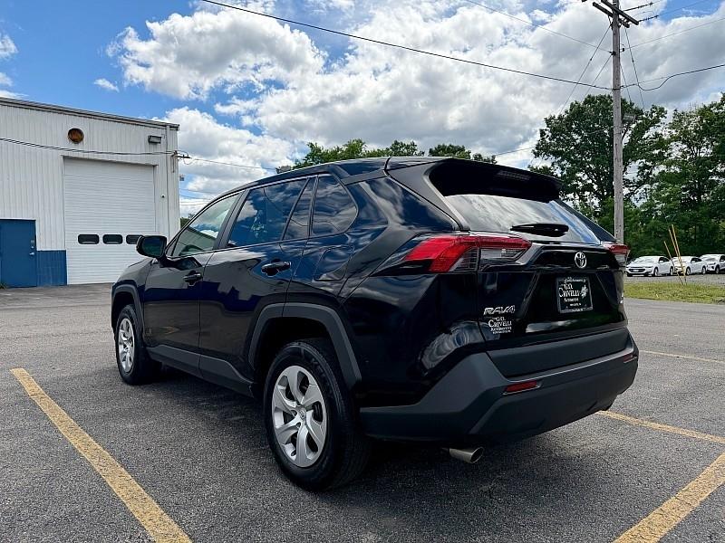 Toyota RAV4 LE AWD (Natl) 2022