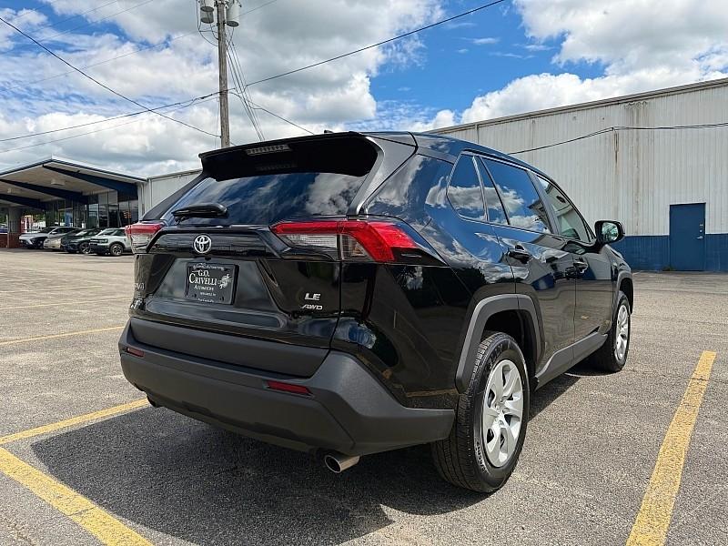 Toyota RAV4 LE AWD (Natl) 2022