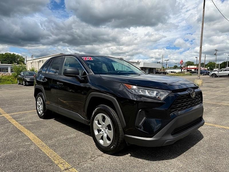 Toyota RAV4 LE AWD (Natl) 2022