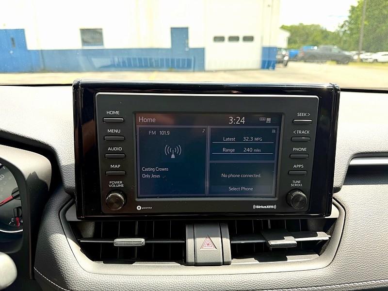 Toyota RAV4 LE AWD (Natl) 2022