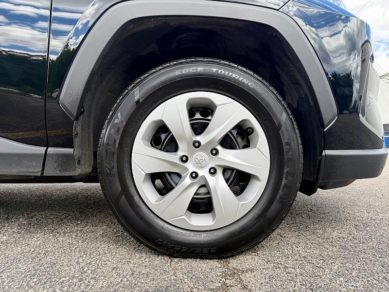 Toyota RAV4 LE AWD (Natl) 2022