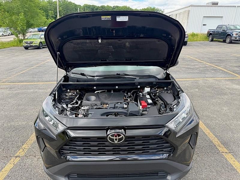 Toyota RAV4 LE AWD (Natl) 2022