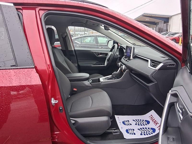 Toyota RAV4 XLE AWD (Natl) 2025