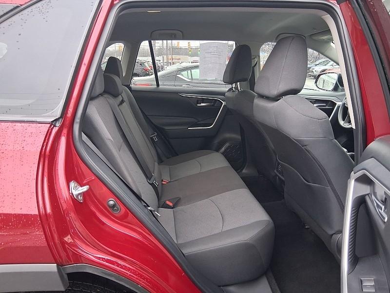 Toyota RAV4 XLE AWD (Natl) 2025