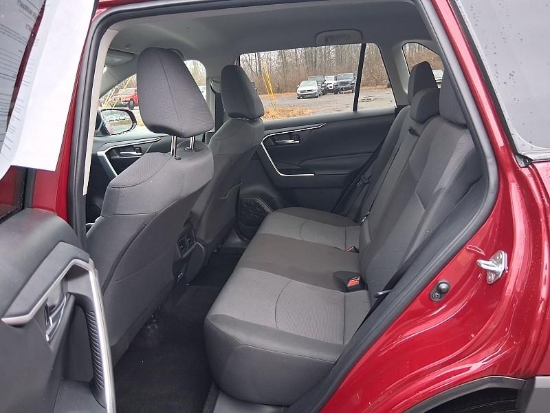 Toyota RAV4 XLE AWD (Natl) 2025
