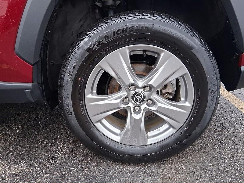 Toyota RAV4 XLE AWD (Natl) 2025