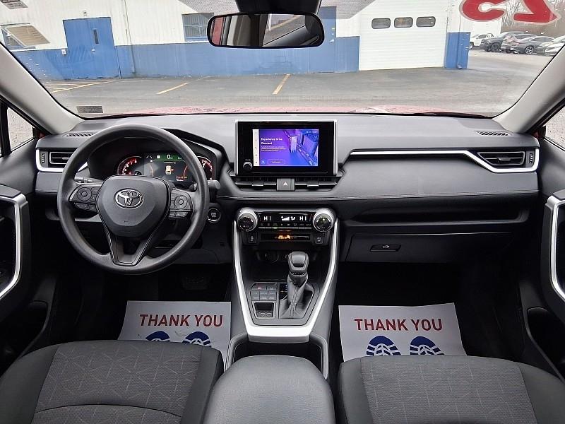 Toyota RAV4 XLE AWD (Natl) 2025