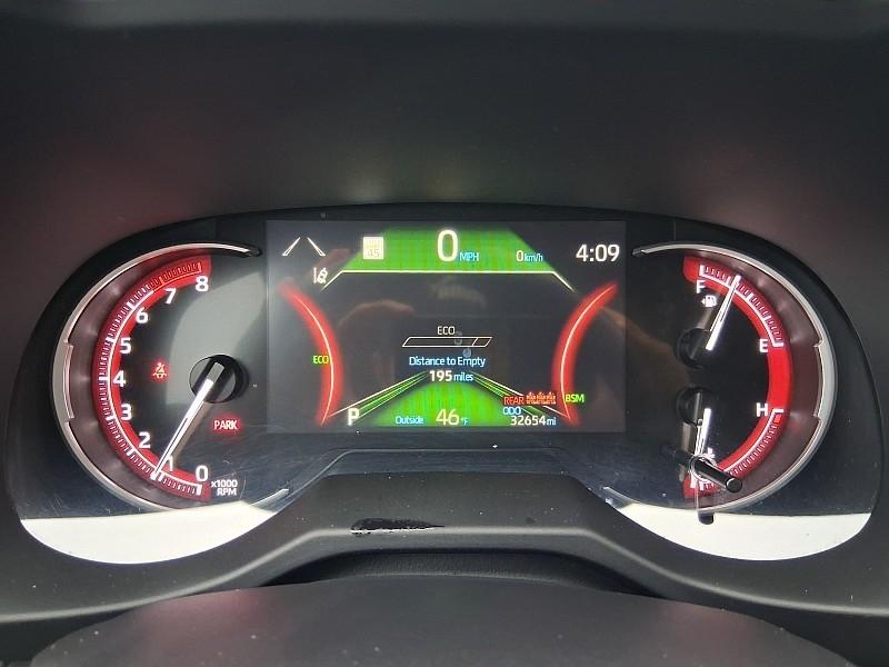 Toyota RAV4 XLE AWD (Natl) 2025