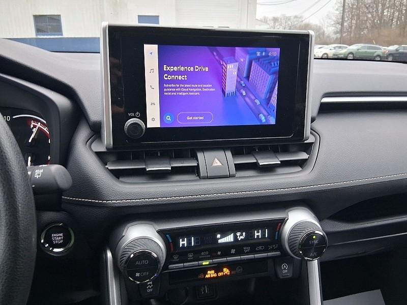 Toyota RAV4 XLE AWD (Natl) 2025