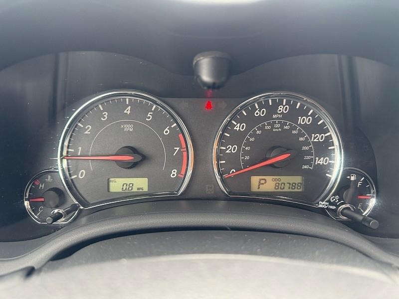 Toyota Corolla 4dr Sdn Auto LE (Natl) 2011