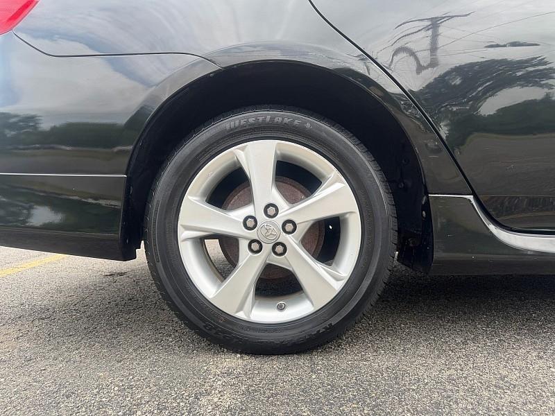 Toyota Corolla 4dr Sdn Auto LE (Natl) 2011