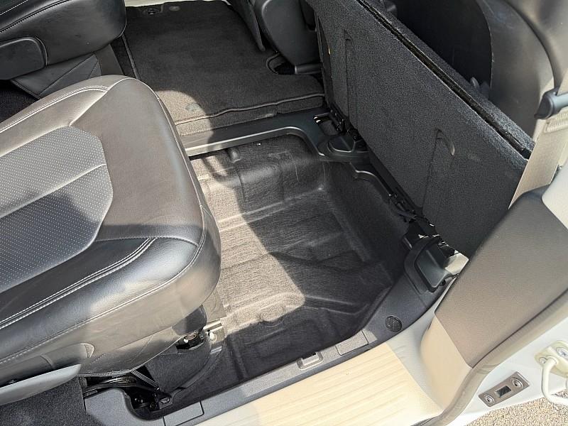 Chrysler Pacifica Touring L FWD 2024