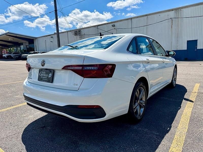 Volkswagen Jetta SE Auto 2023